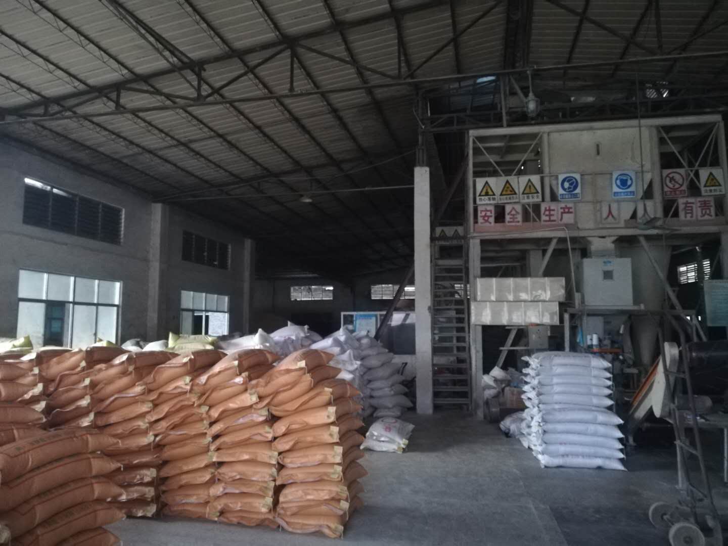 飼料避免受潮，烘干徹底使用北京飼料加工烘干蒸汽發(fā)生器