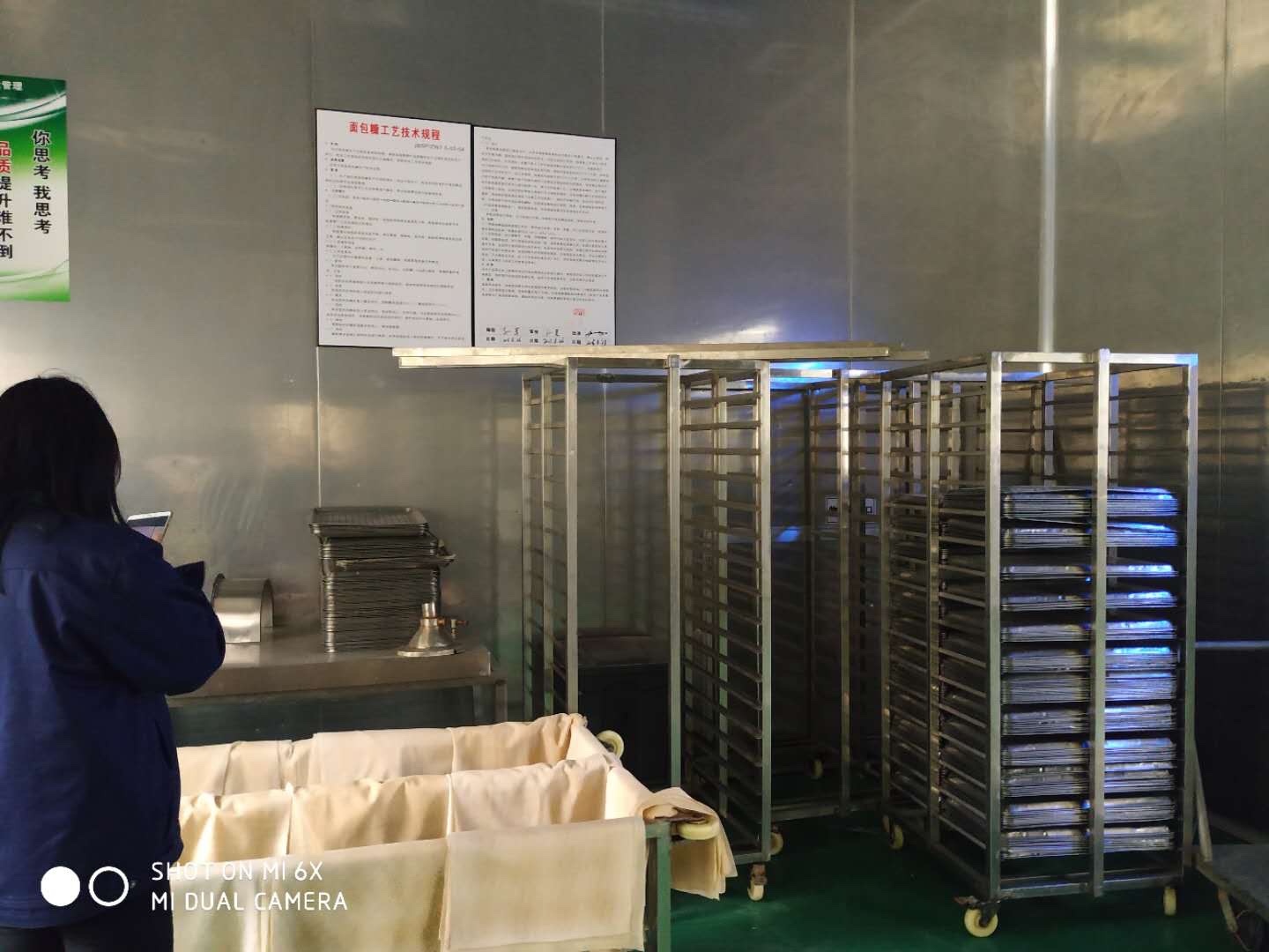 豆腐松散易碎？使用湖北豆腐加工32kw蒸汽發(fā)生器豆?jié){點(diǎn)漿加熱保證成型質(zhì)量